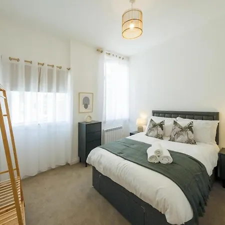 Grange Rd Flat 2 One Bedroom Flat Apartmán *